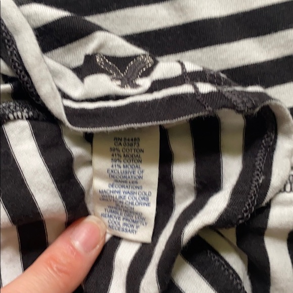 AE Striped Turtleneck - Picture 3 of 4